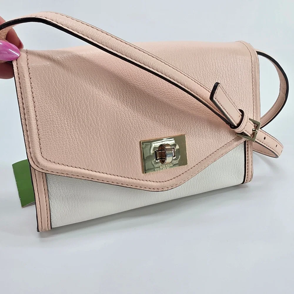 Kate‎ Spade Crossbody Bag Pink White Leather Pebbled Envelope Walter Place Nikki